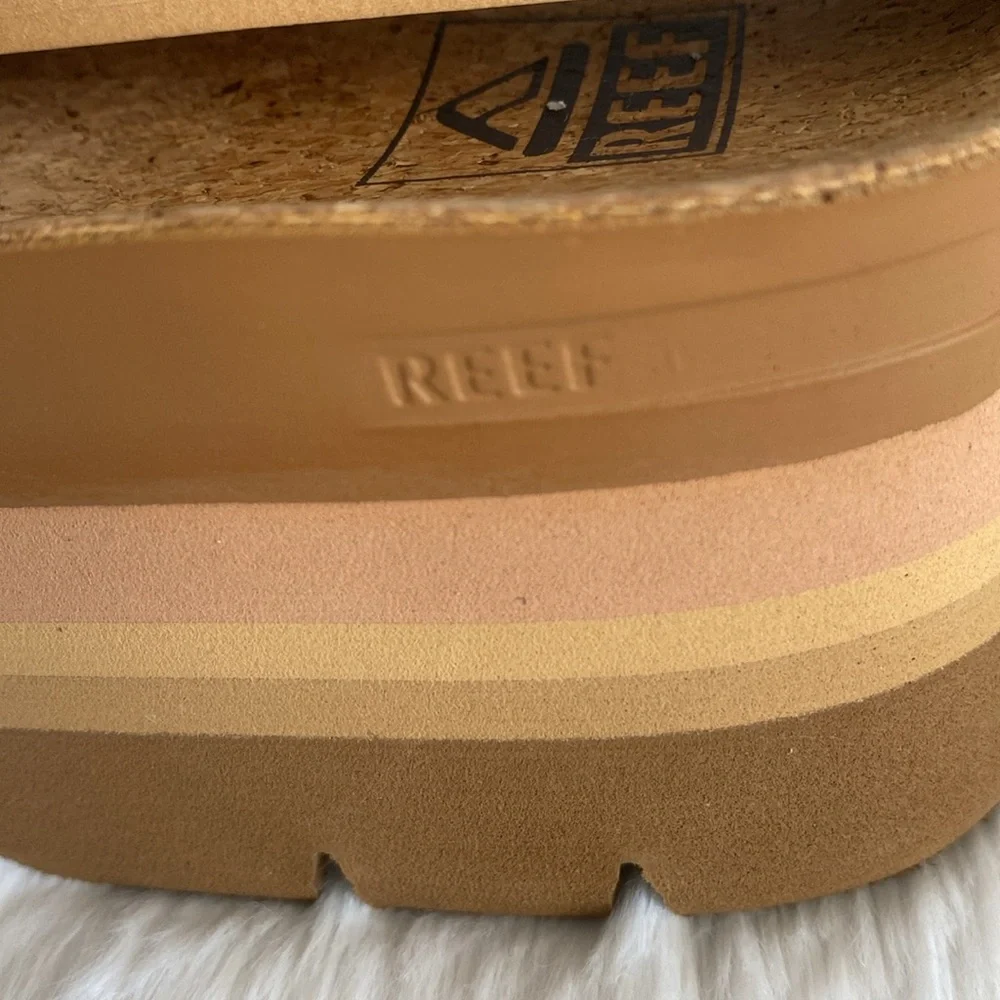 REEF Vista Higher Two Strap Slide Tan Sandals - Picture 10 of 11